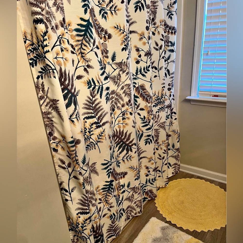Threshold Shower Curtain (72x72)